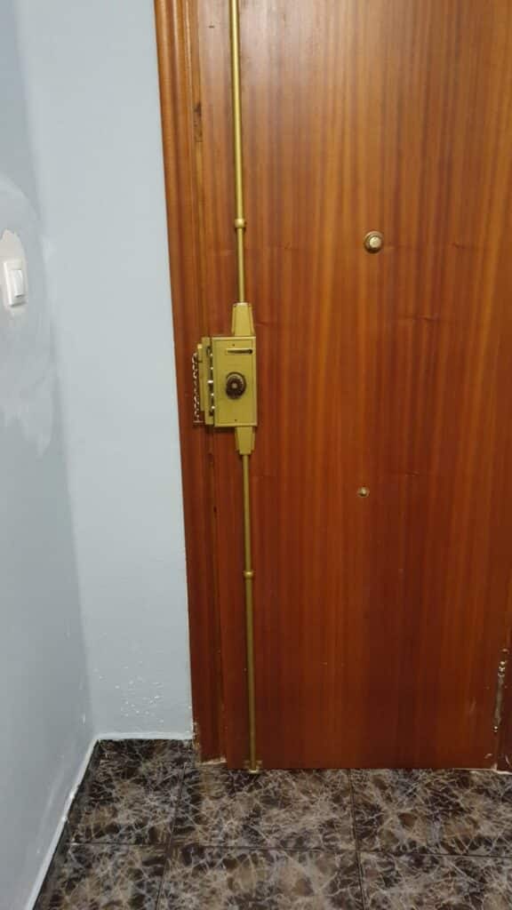 Apertura de puertas Benimaclet
