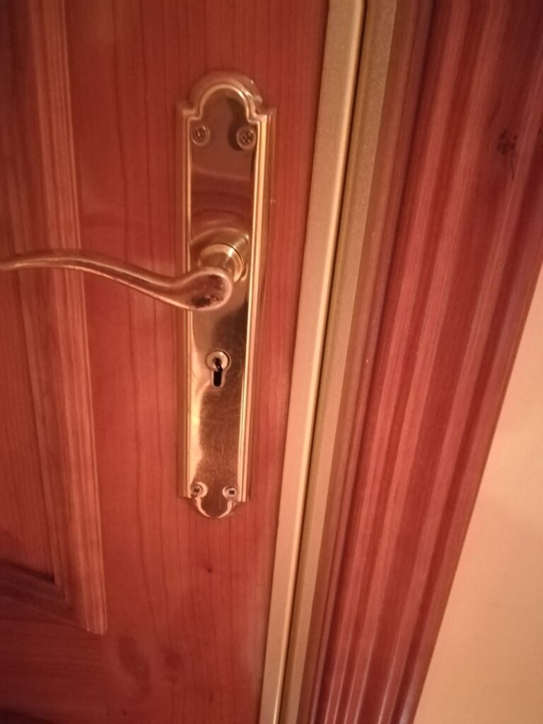 Apertura de puertas Benimodo
