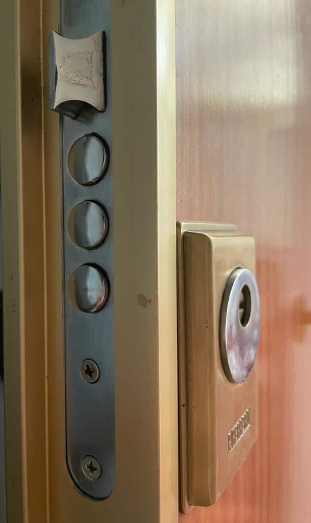 Apertura de puertas Bonrepos i Mirambell
