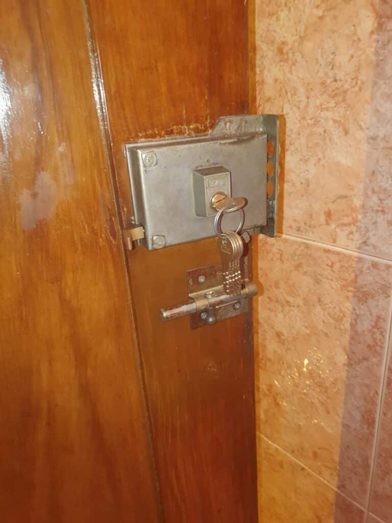 Apertura de puertas El Calvari