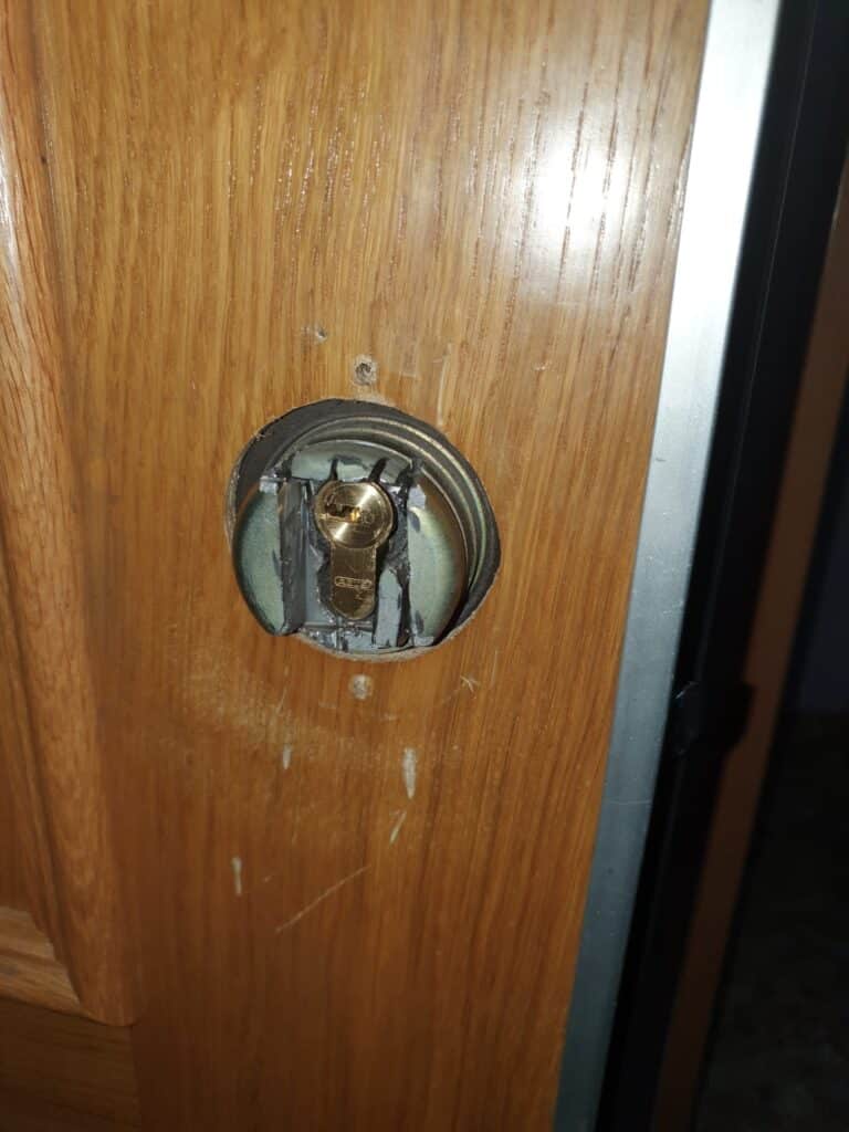 Apertura de puertas Faura