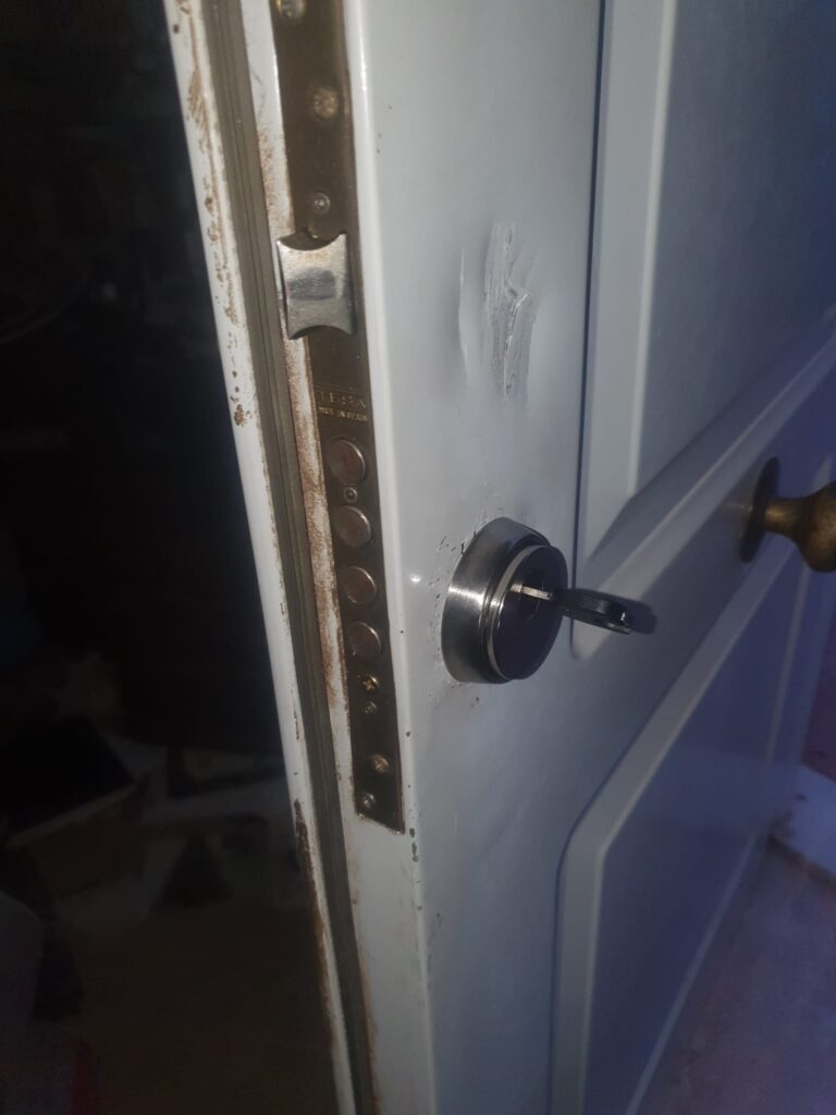 Apertura de puertas Foios