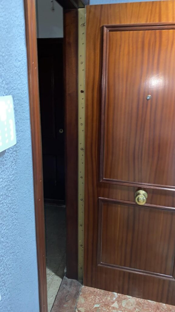 Apertura de puertas Museros