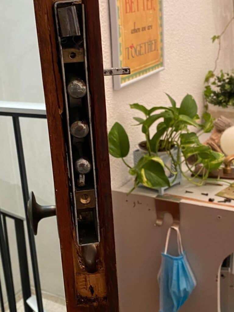 Apertura de puertas Pueblo Nuevo