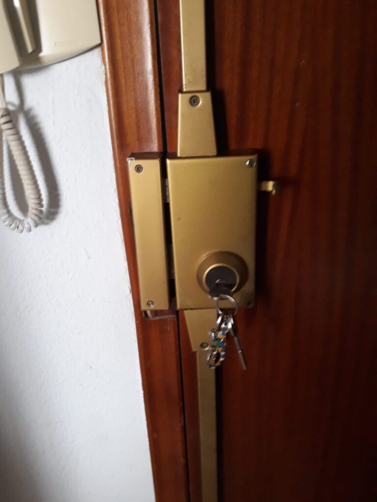Cambio de cerraduras Chilches
