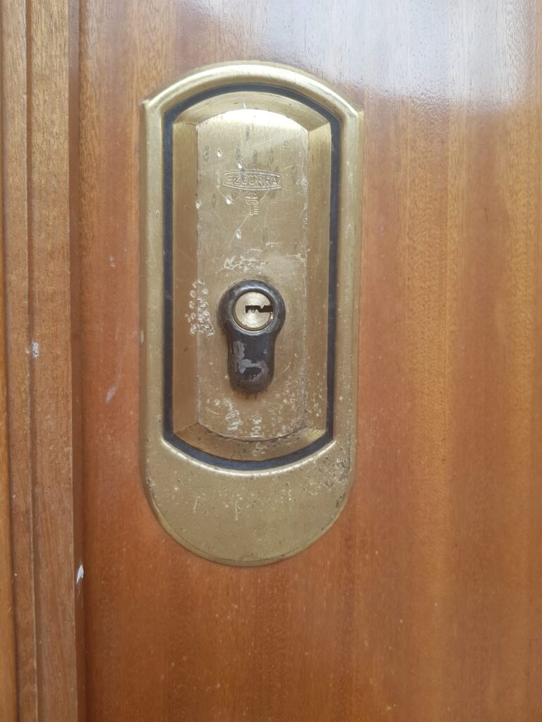 Cambio de cerraduras Sedavi