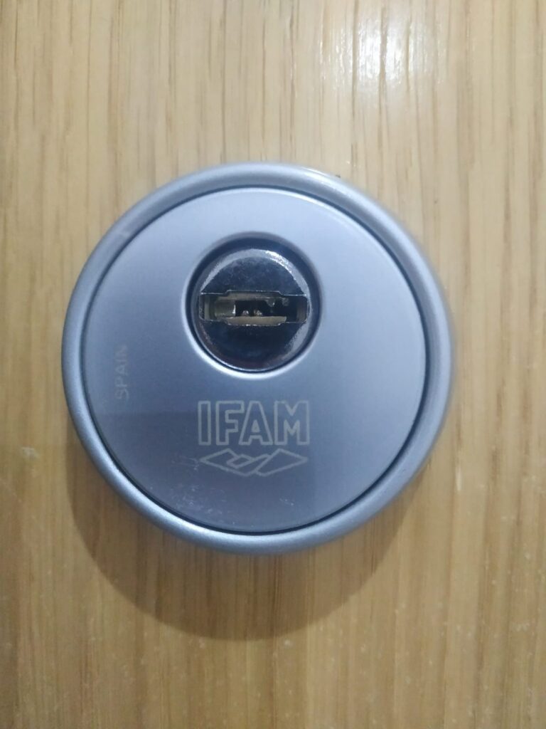 Cambio de cerraduras Vara de Quart